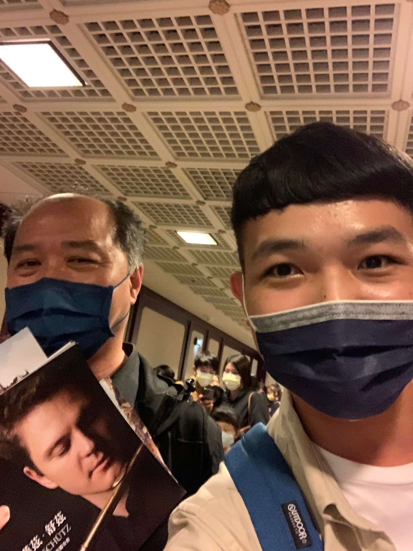 書偉