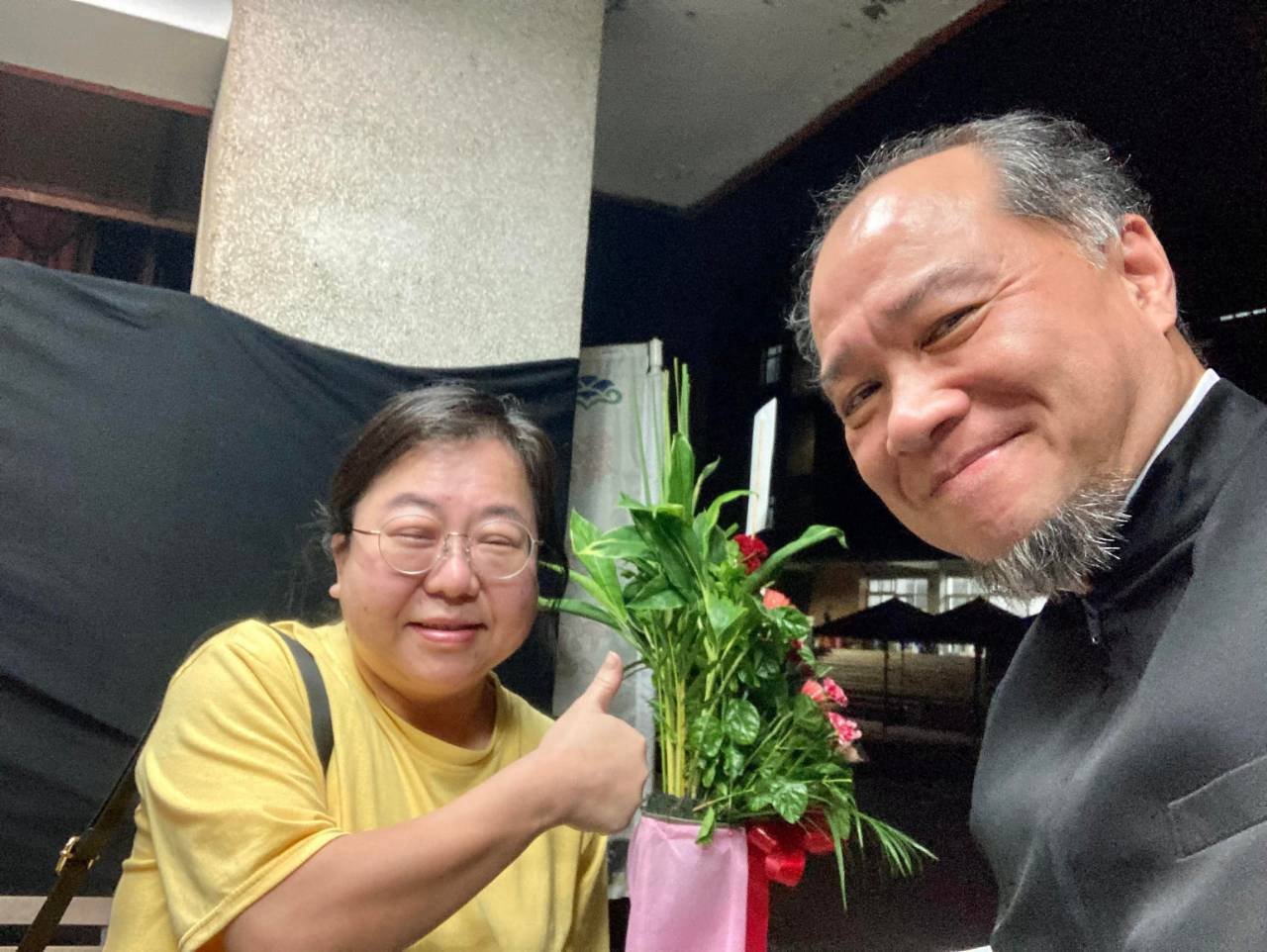 學生洪紹勛與紹勛媽媽